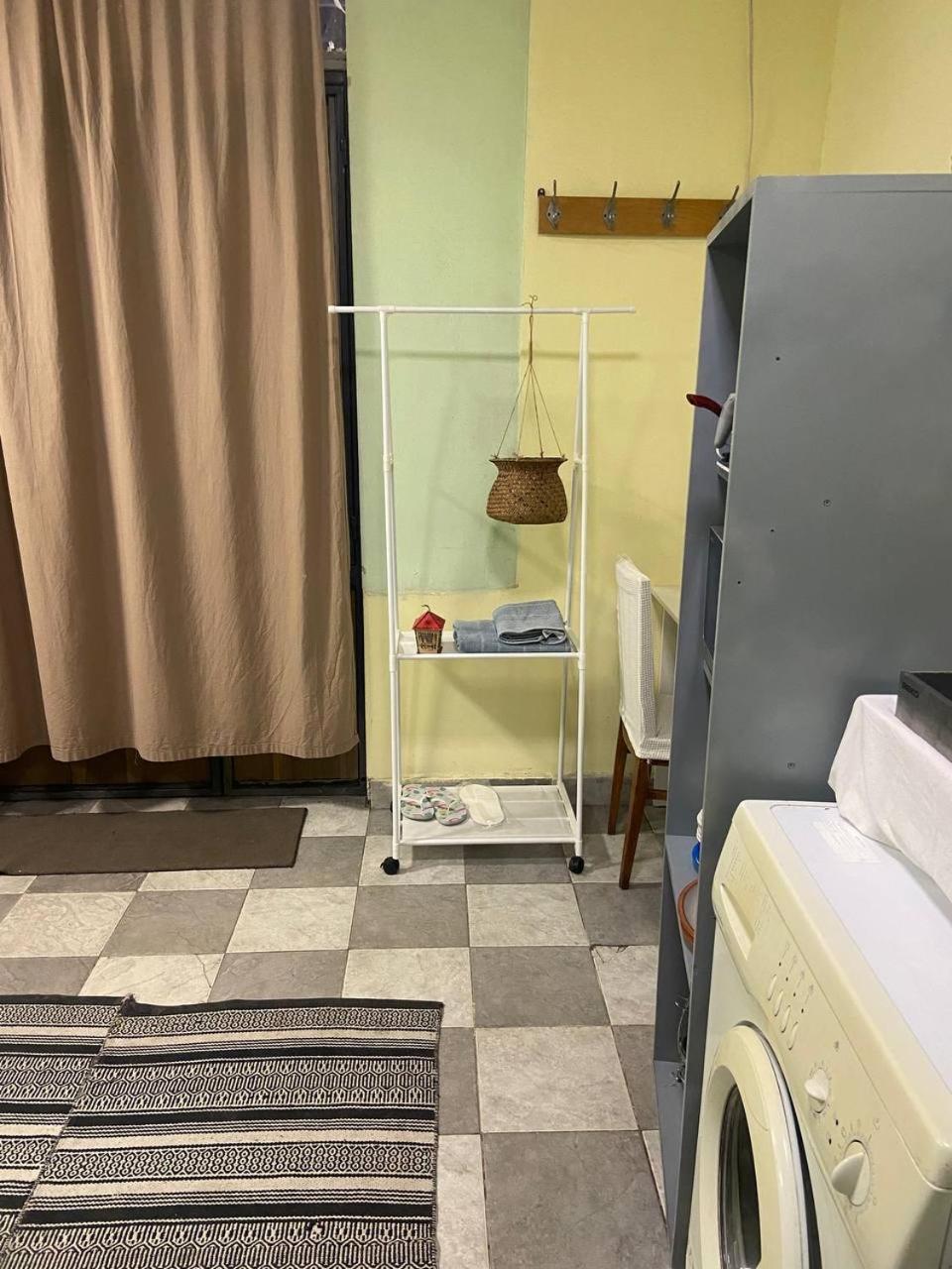 Apartment Vahe's Family Front